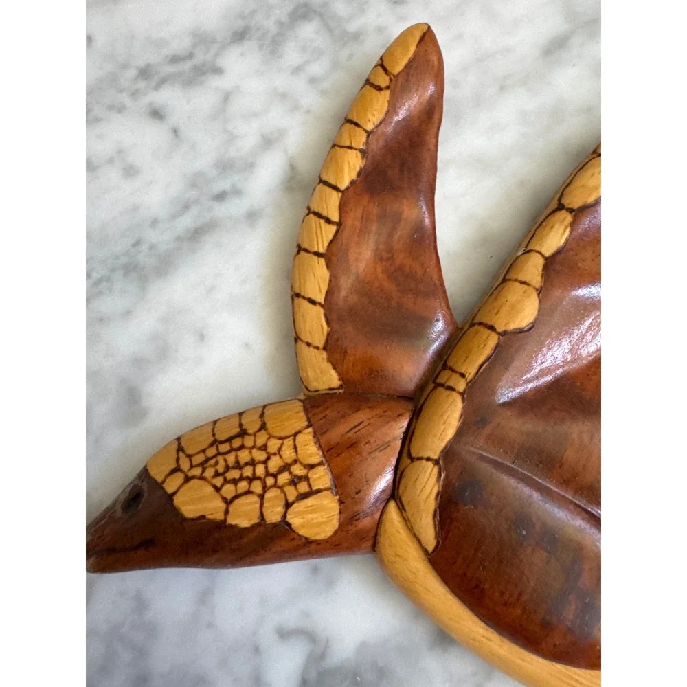 VTG Le Family Wood Intarsia Sea Turtle Wall Art Aloha Tropical Coastal Decor